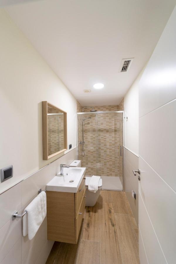 Apartamentos San Lazaro Santiago de Compostela Exterior photo